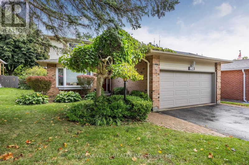 230 Browning Trail  Barrie (Letitia Heights), L4N5J7 | Image 3