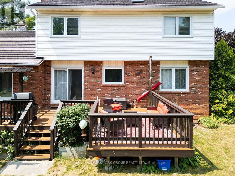 17 Mckean Boulevard  Clearview (Nottawa), L0M1P0 | Image 19