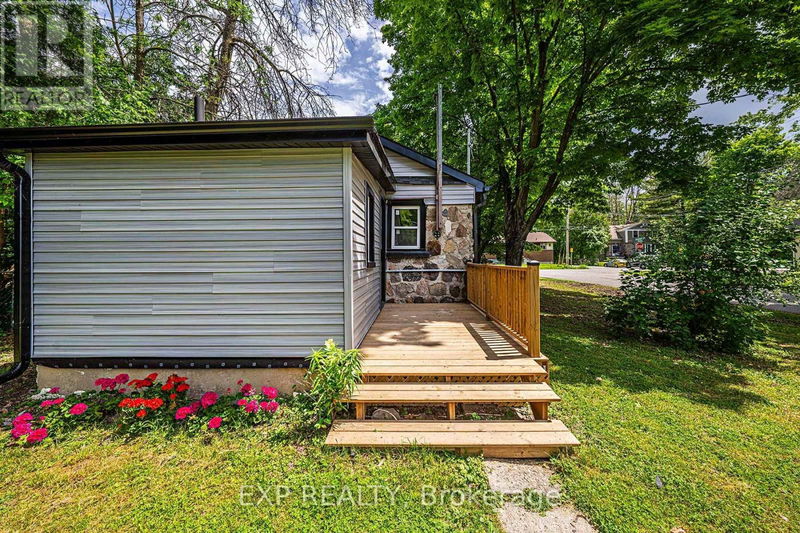 245 Front Street South Orillia, L3V4T1 | Image 25