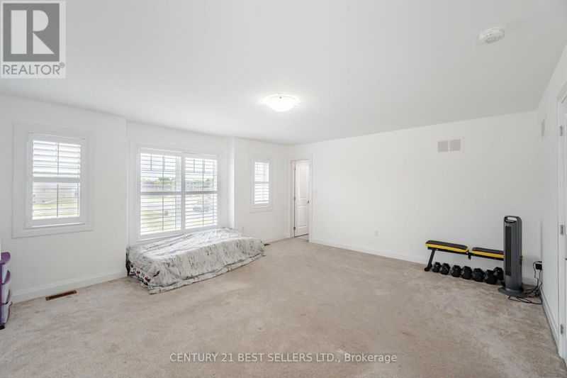 50 Alaskan Heights  Barrie, L9J0B1 | Image 26