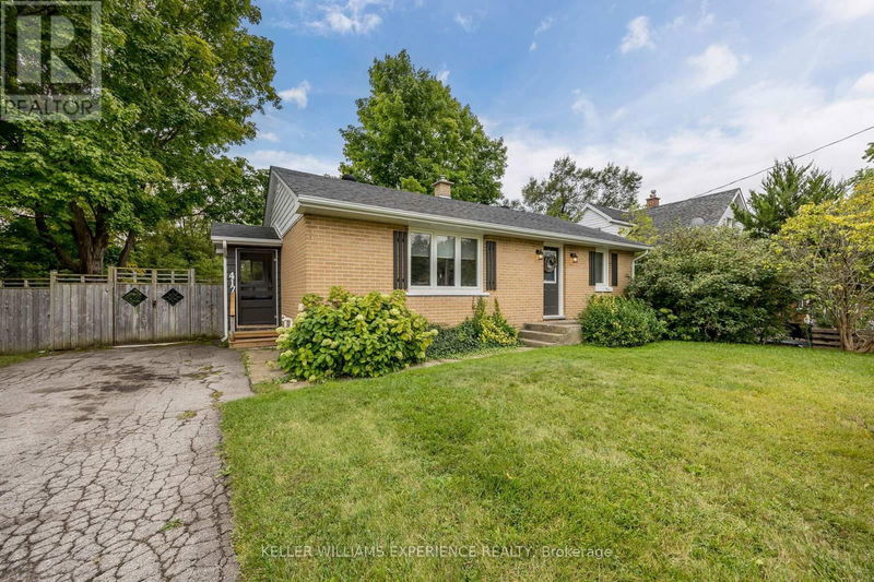 417 Blake Street  Barrie (North Shore), L4M1L1 | Image 1