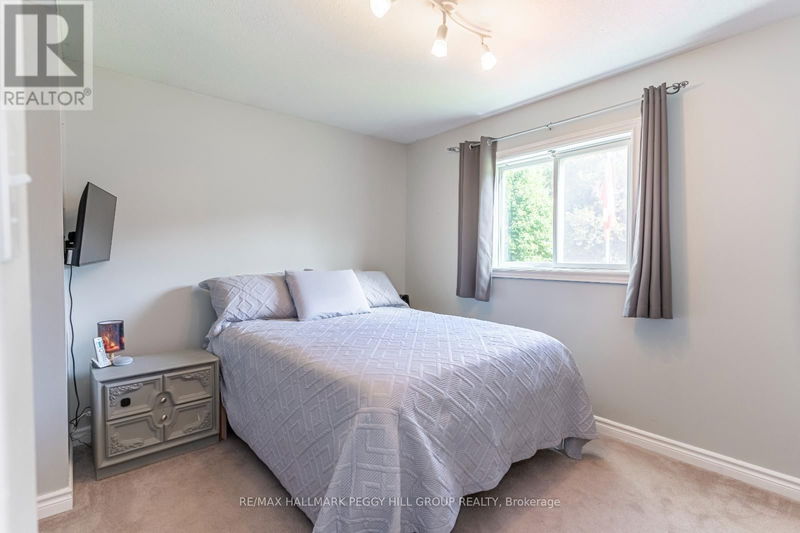 9 Longwood Crescent  Clearview (New Lowell), L0M1N0 | Image 9