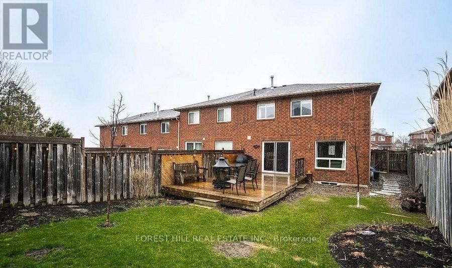 46 LIONS GATE BOULEVARD Image 20