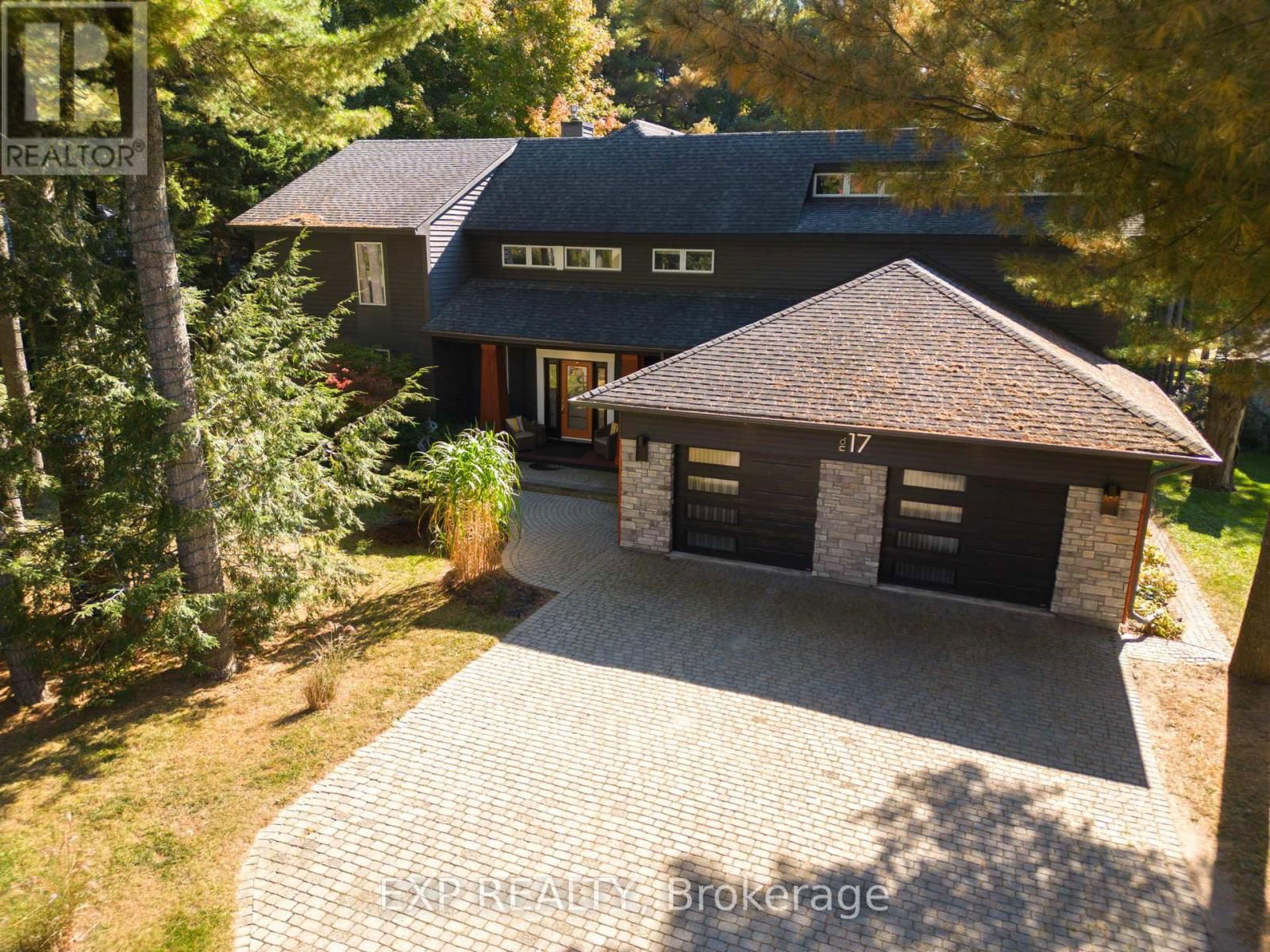 17 HIGHLAND DRIVE Image 1