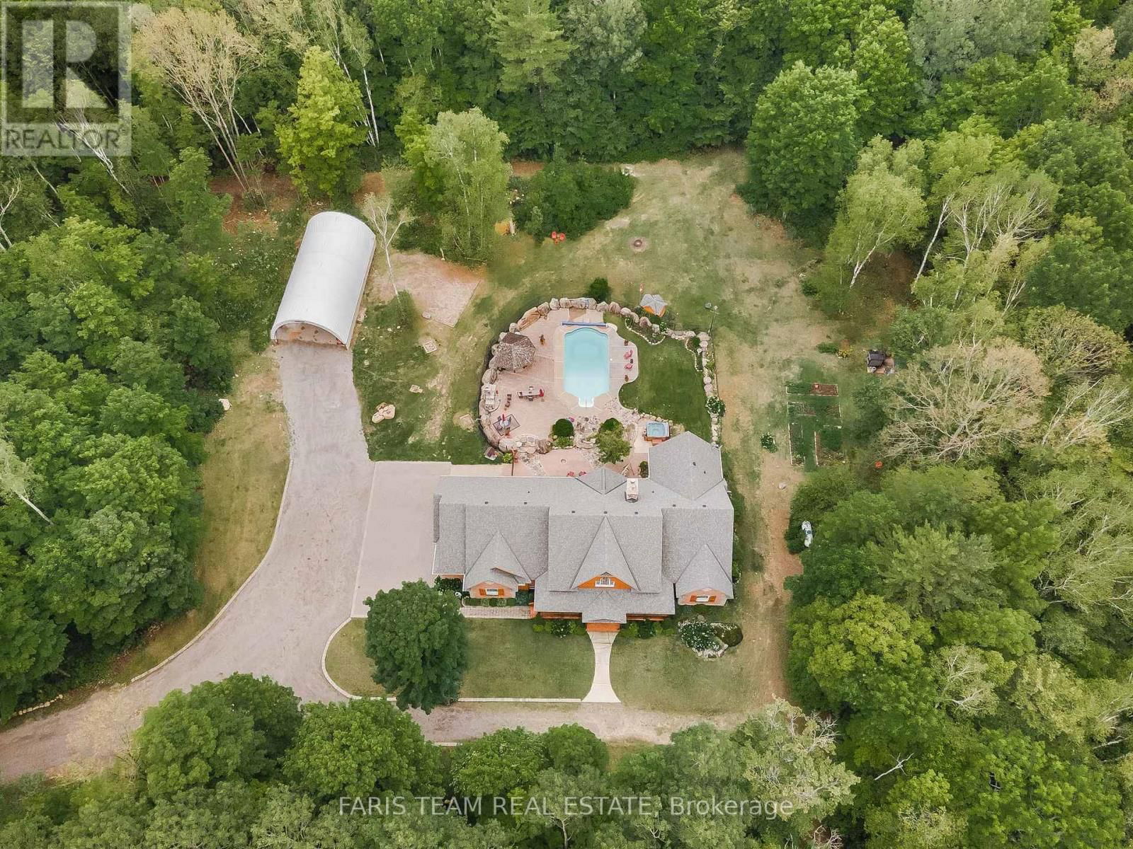 697 LAFONTAINE ROAD EAST Image 2