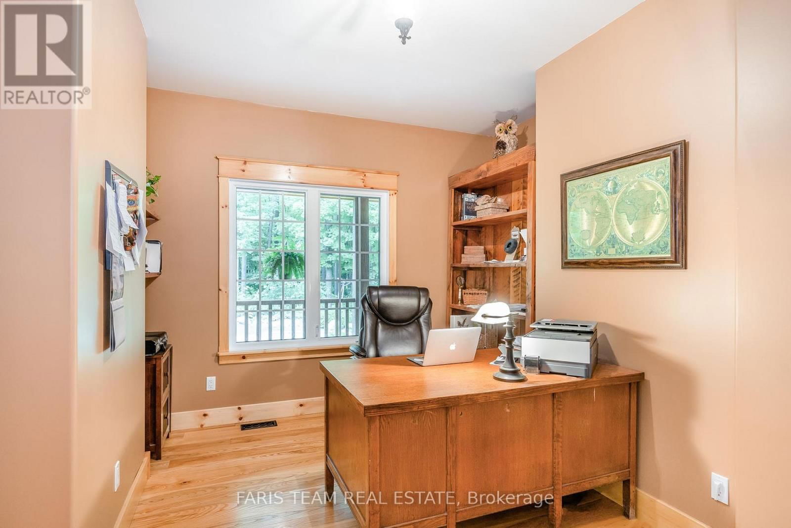 697 LAFONTAINE ROAD EAST Image 4