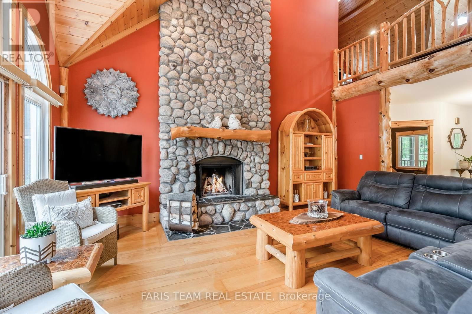 697 LAFONTAINE ROAD EAST Image 7