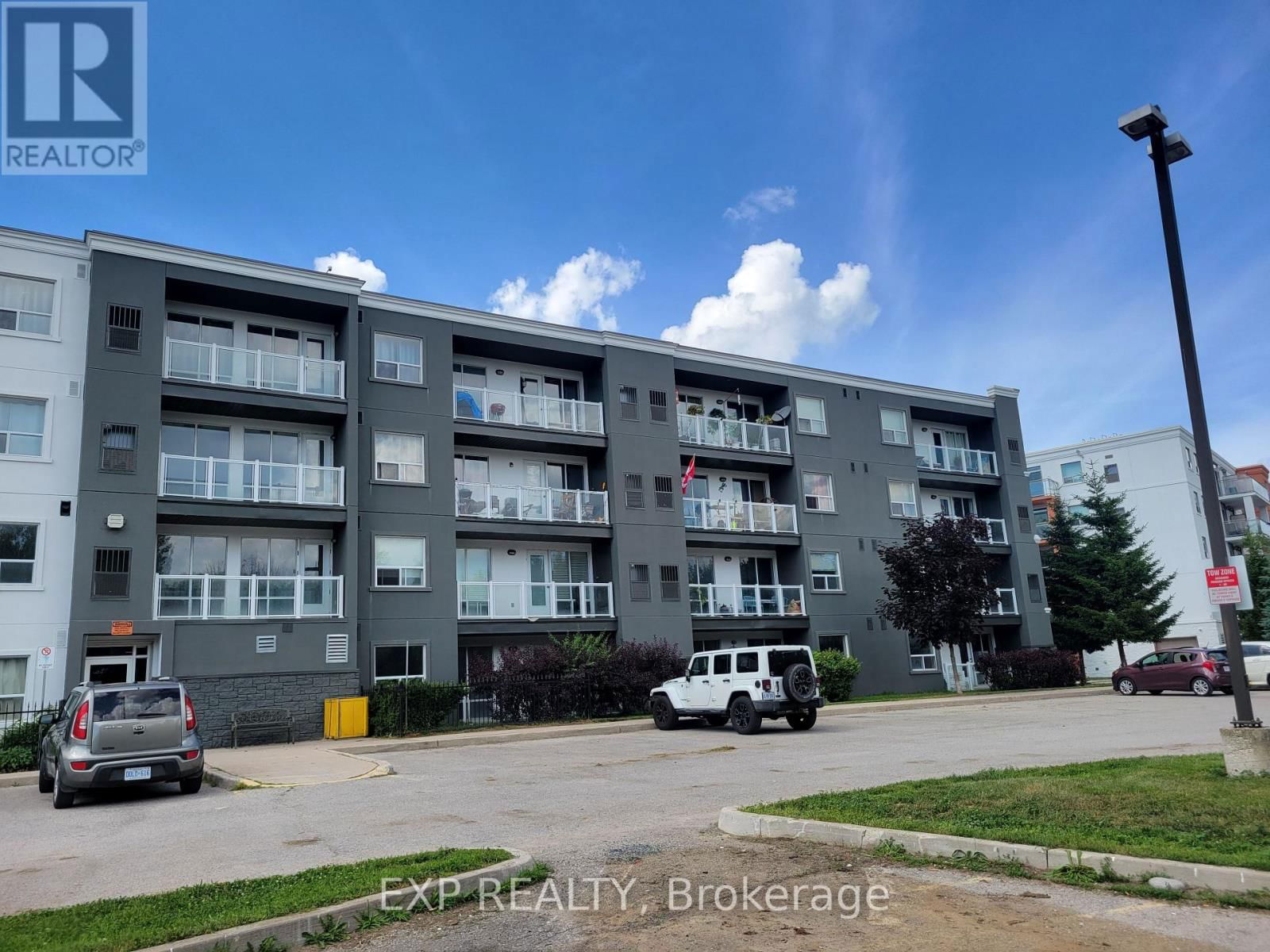 310 - 95 BARRIE ROAD Image 3