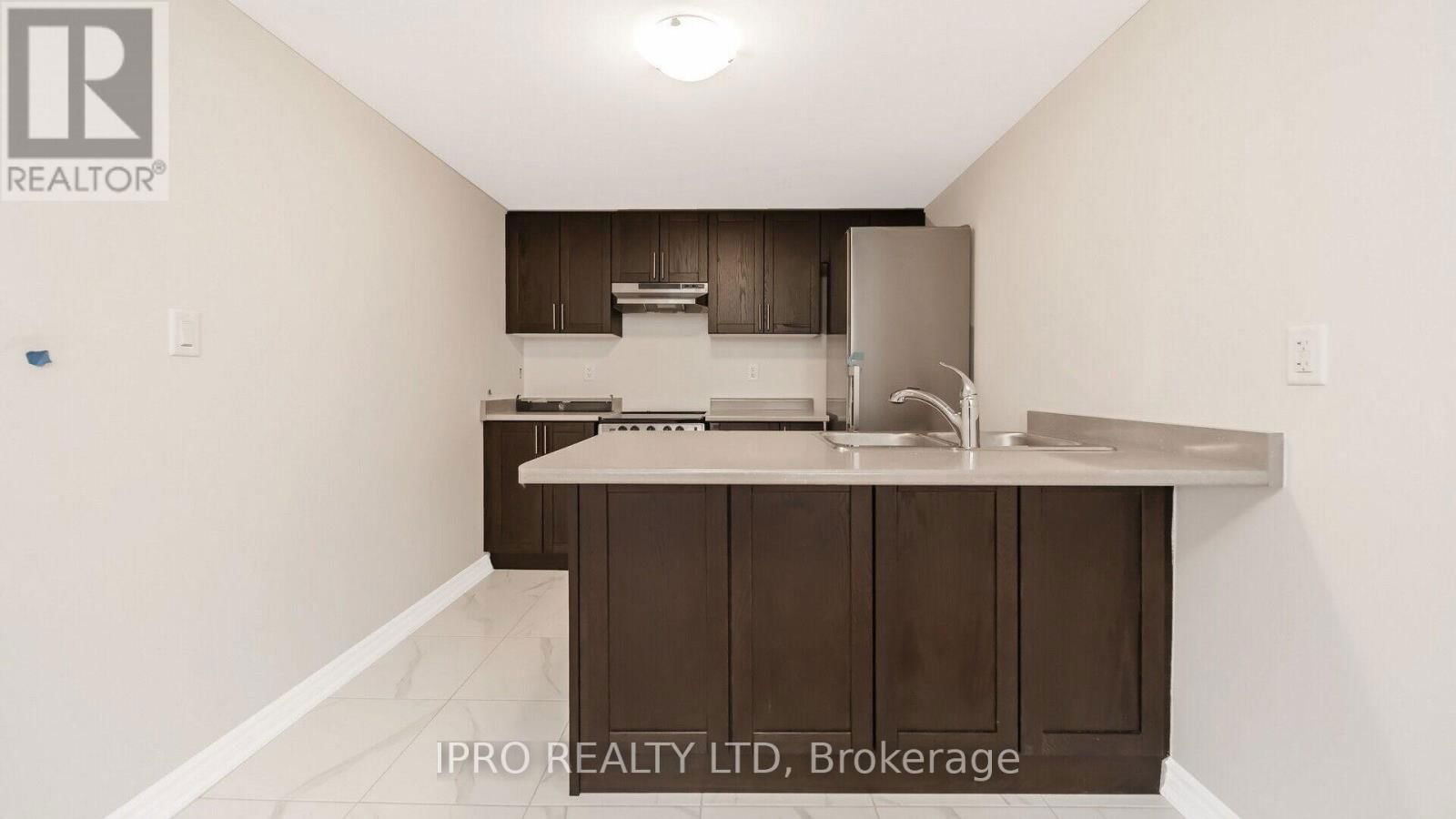 UNIT #1 - 20 LUDLOW DRIVE Image 13