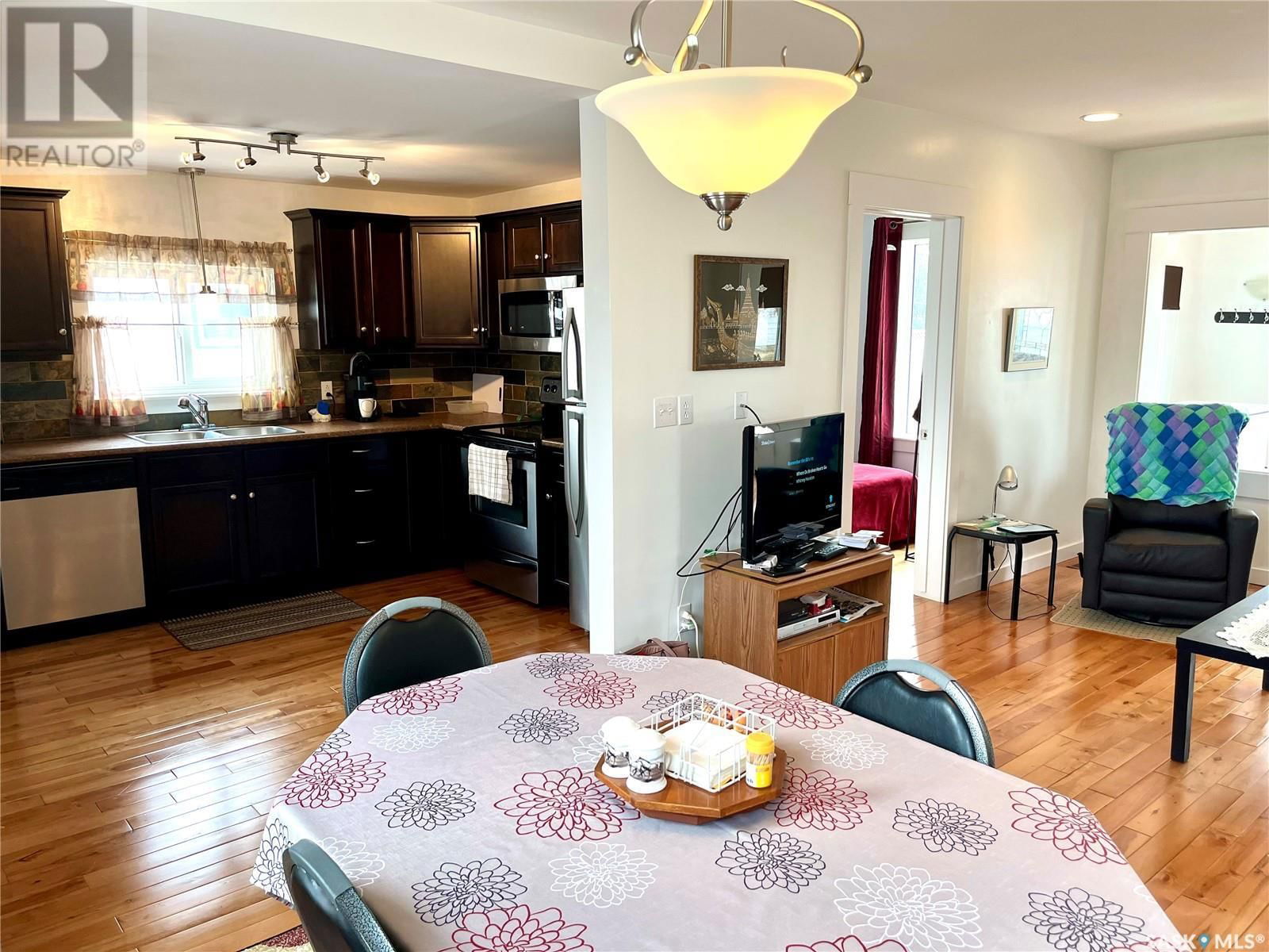 305 1ST AVENUE Image 15