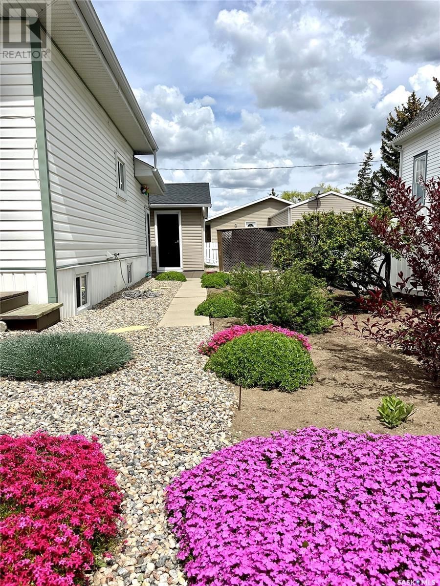 305 1ST AVENUE Image 6