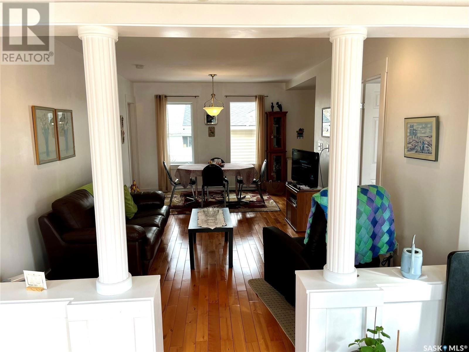 305 1ST AVENUE Image 9