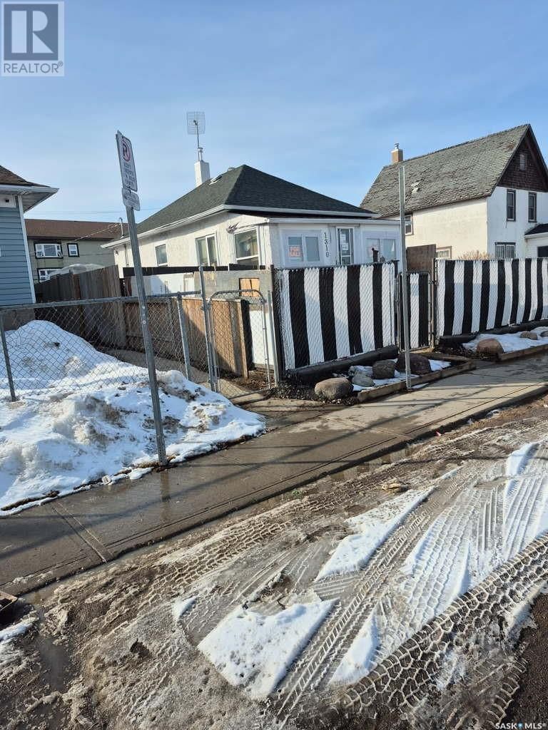 1316 Angus Street Regina, Saskatchewan