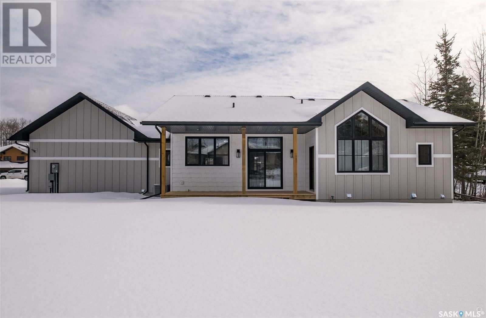 34 EAGLE CRESCENT Image 34