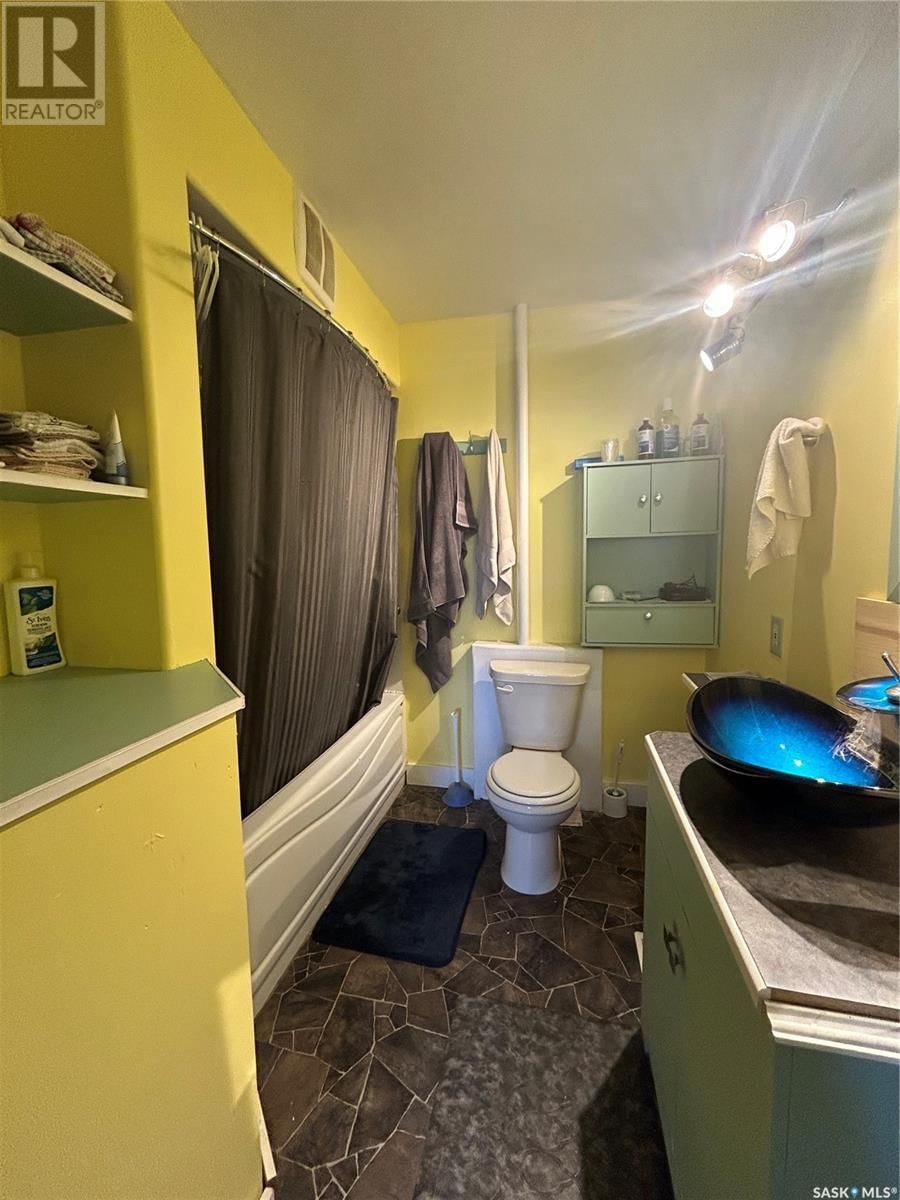 109 1ST AVENUE Image 12