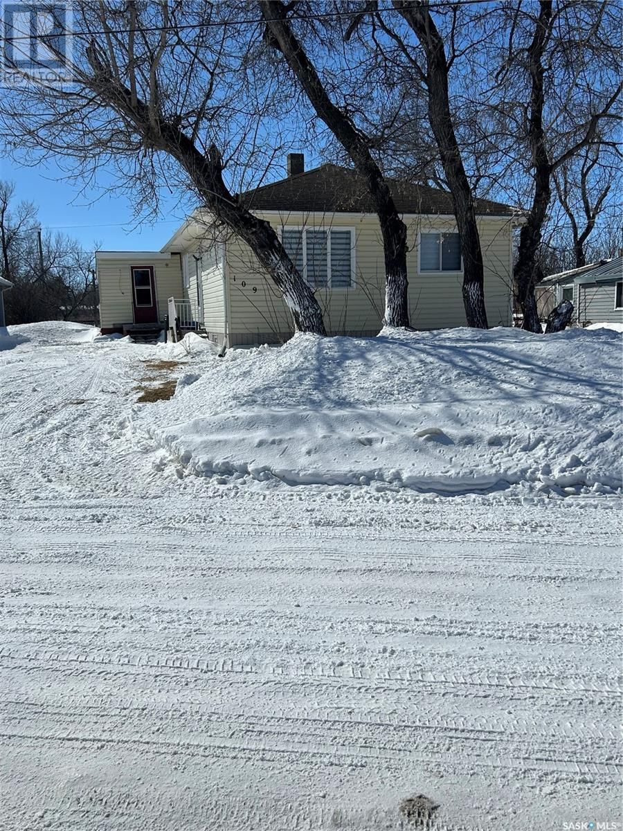 109 1ST AVENUE Image 3