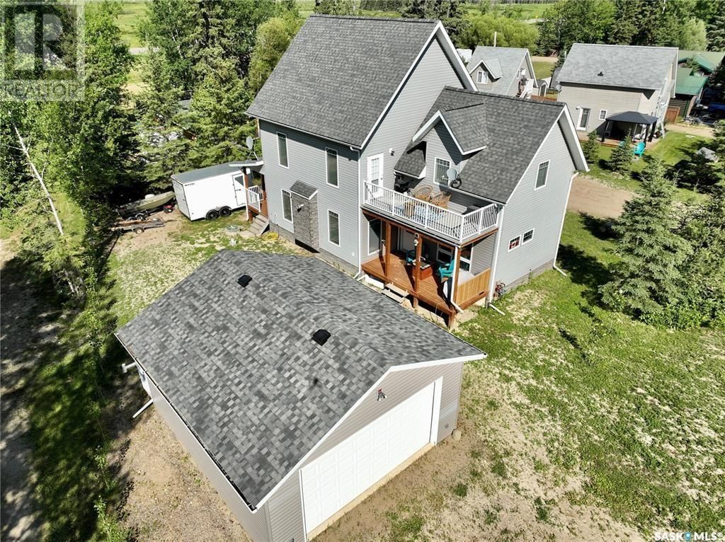 8 BOOTS BAY Image 44