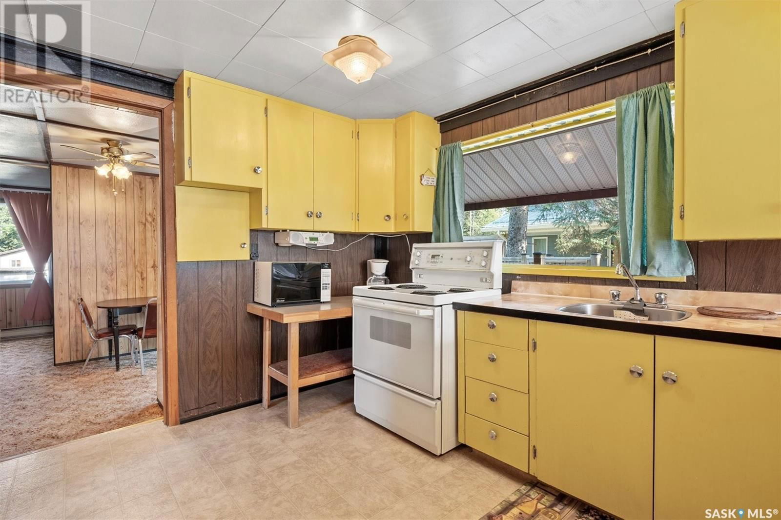 205 COOPER AVENUE Image 17