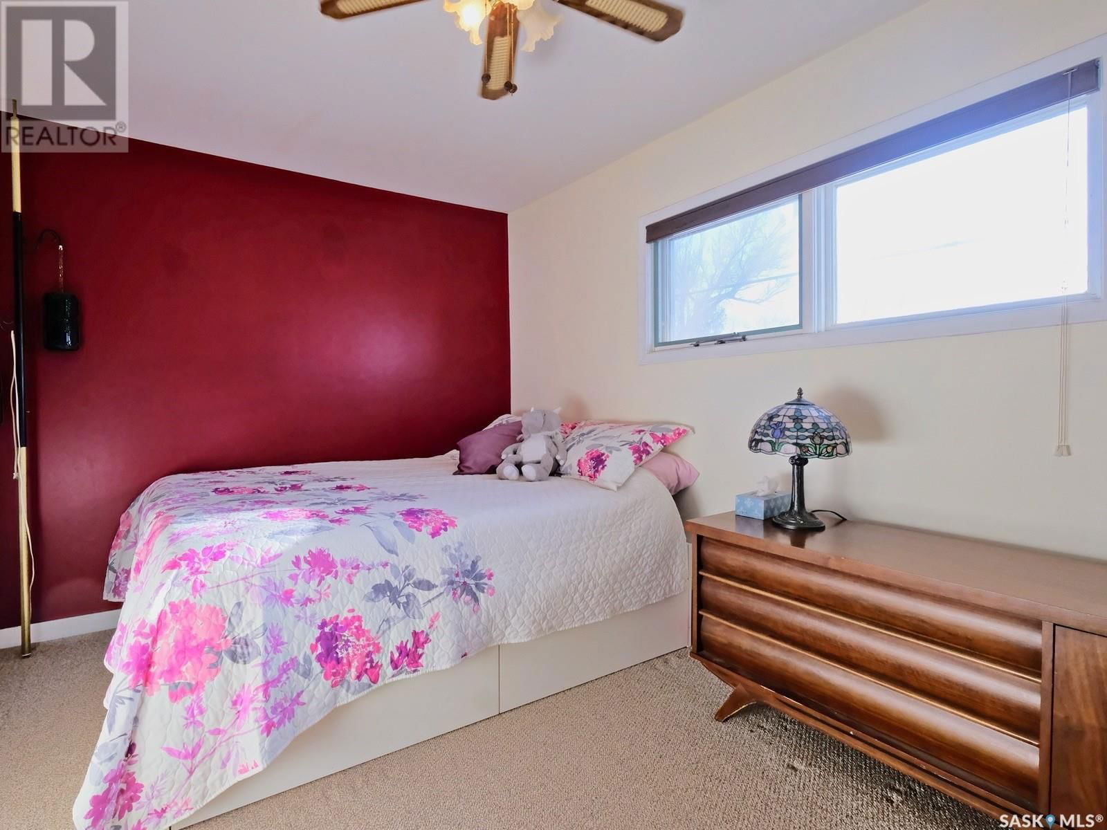 102 2ND AVENUE Image 18