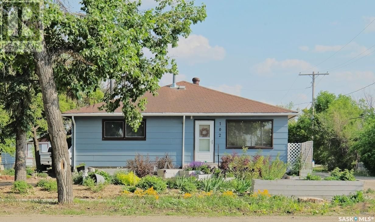 102 2ND AVENUE Image 2