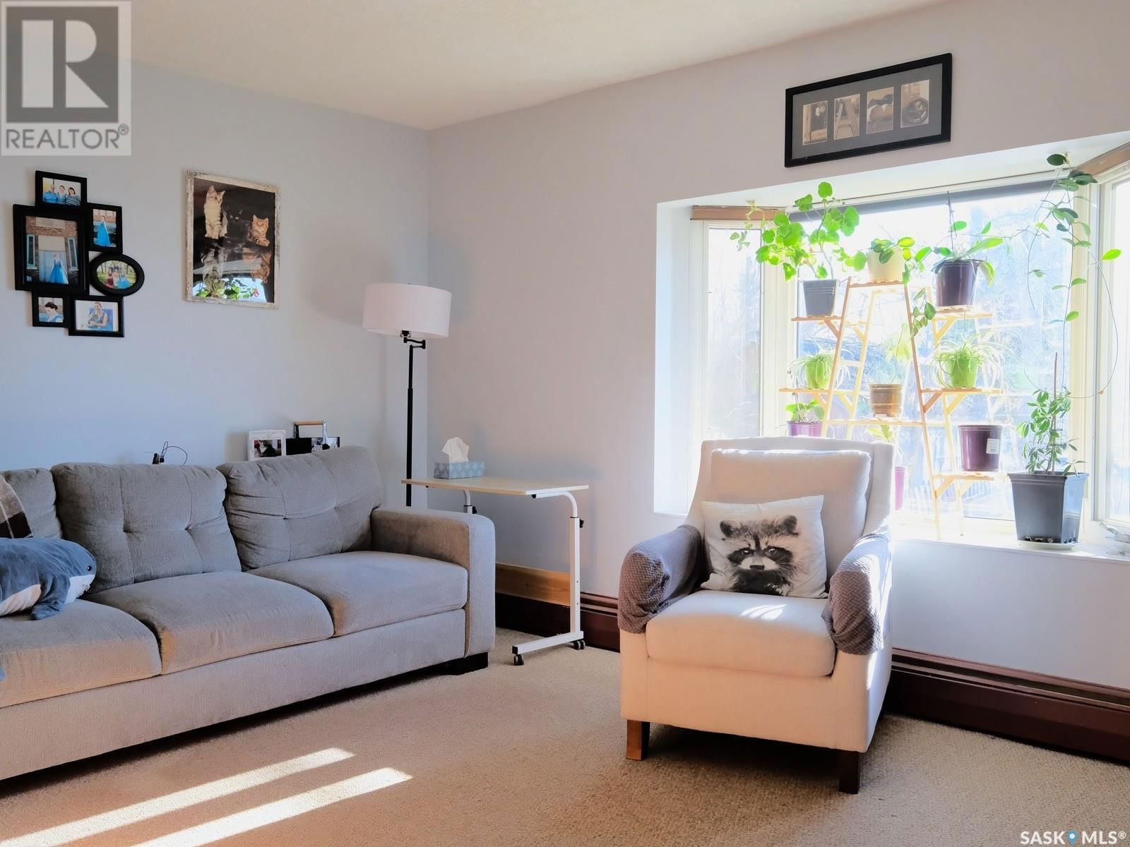 102 2ND AVENUE Image 21