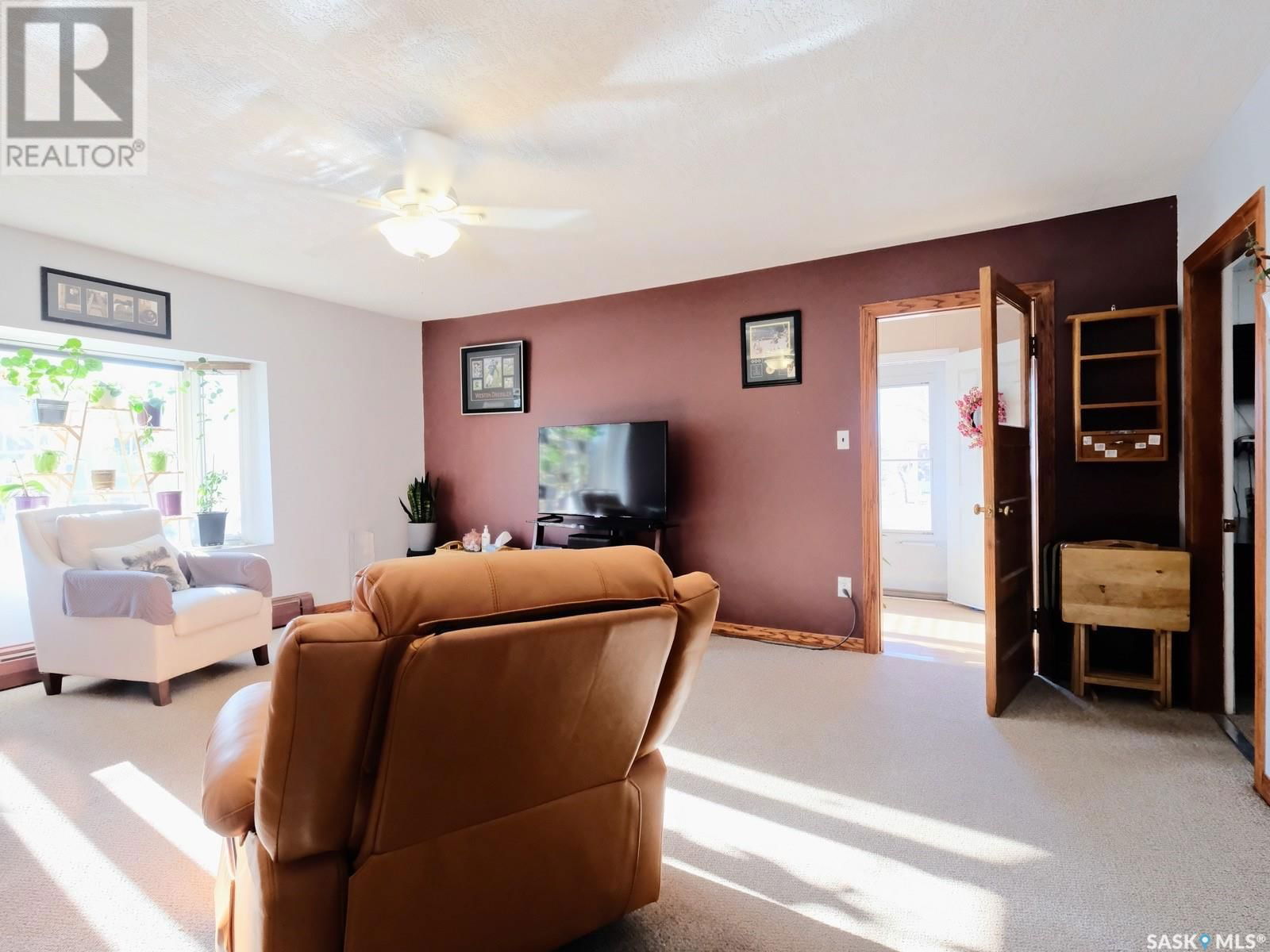 102 2ND AVENUE Image 29