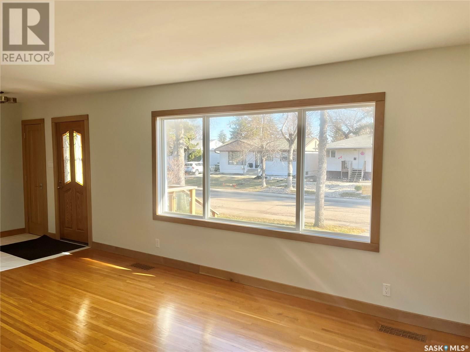 2814 SINTON AVENUE Image 3
