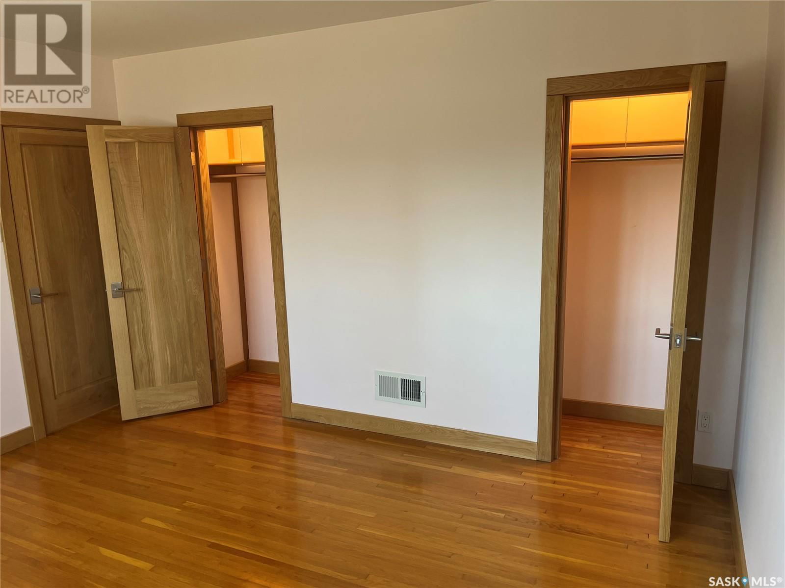 2814 SINTON AVENUE Image 35