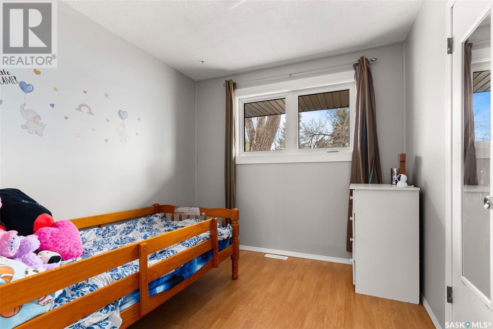 123 ELMVIEW ROAD Image 17