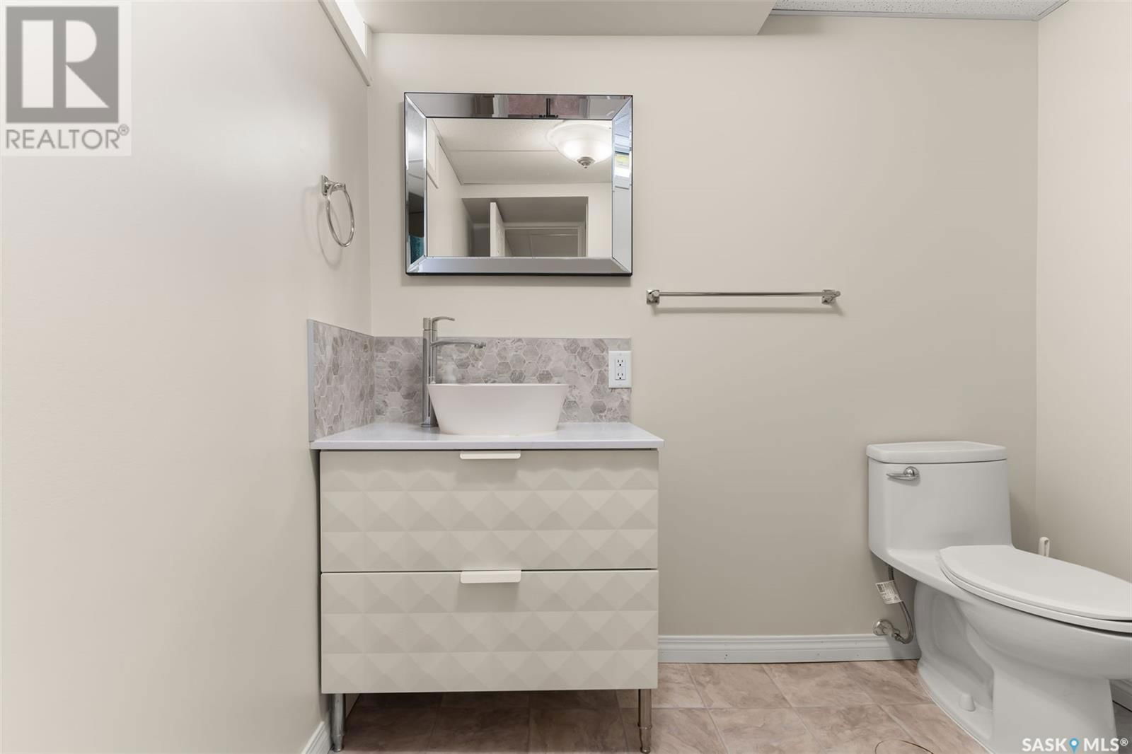 123 ELMVIEW ROAD Image 23