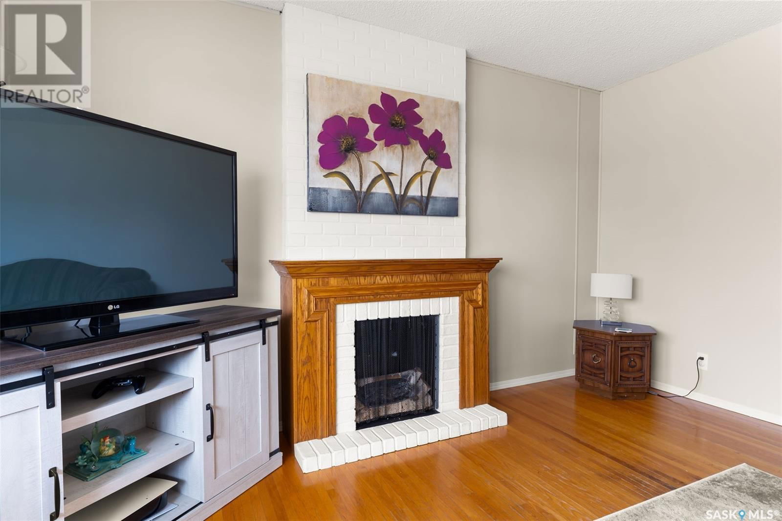 123 ELMVIEW ROAD Image 3