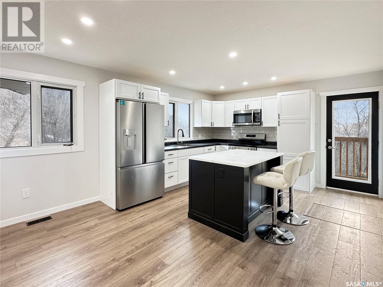 87 JACKSON STREET Image 3