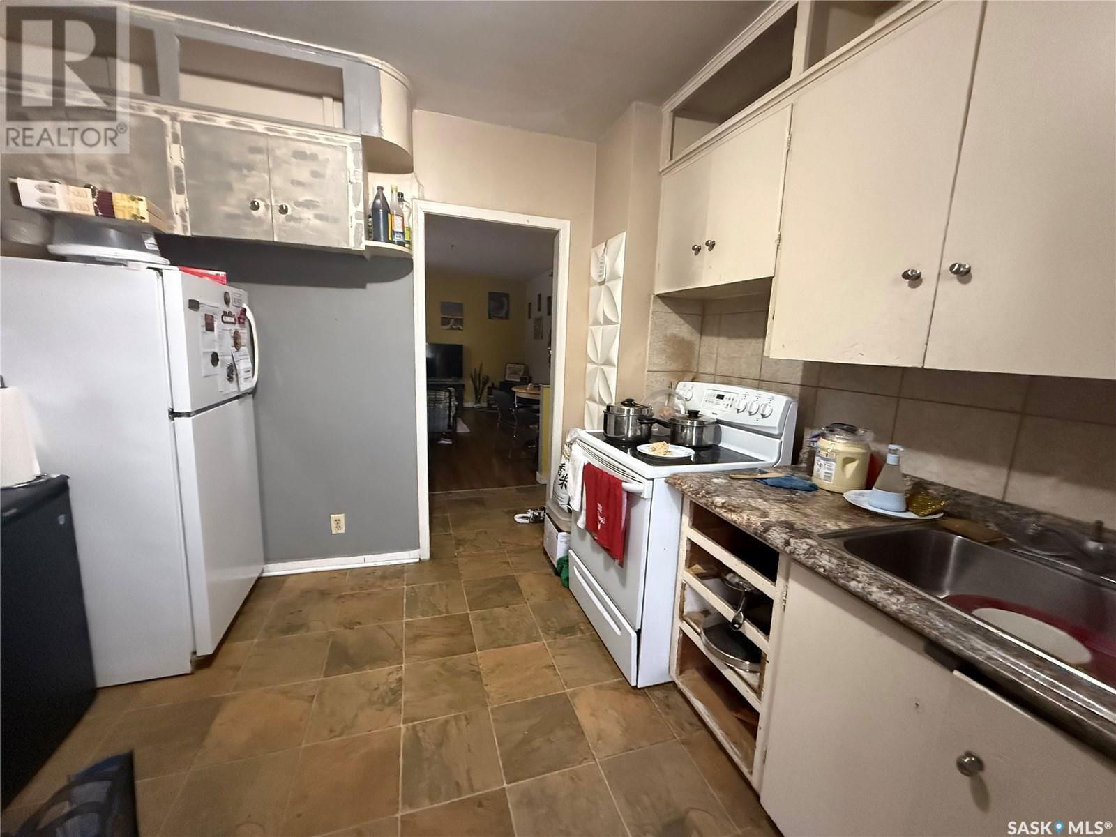 2105 ABBOTT STREET Image 4