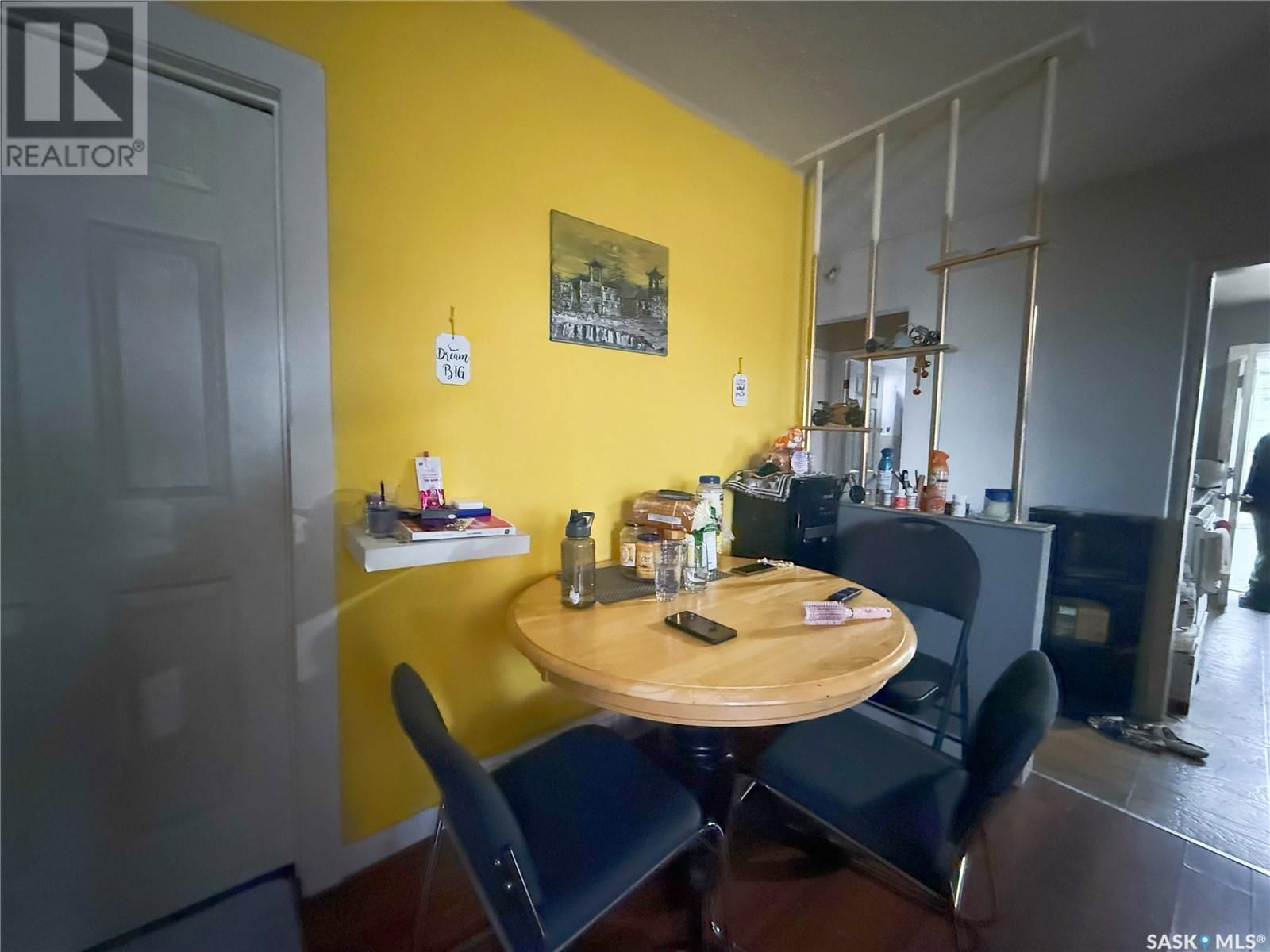 2105 ABBOTT STREET Image 8
