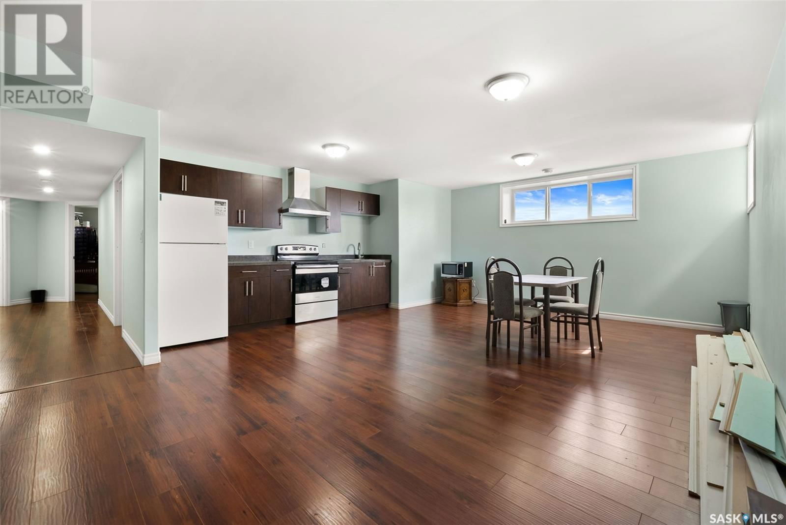 142 ROCK POINTE CRESCENT Image 34