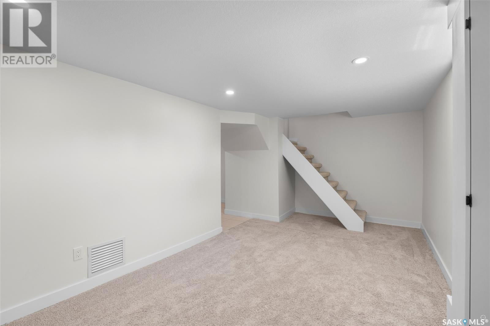 736 3RD STREET Image 21