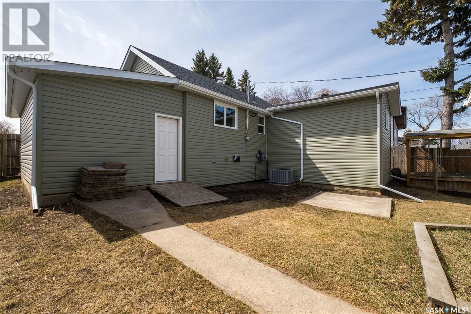 736 3RD STREET Image 26