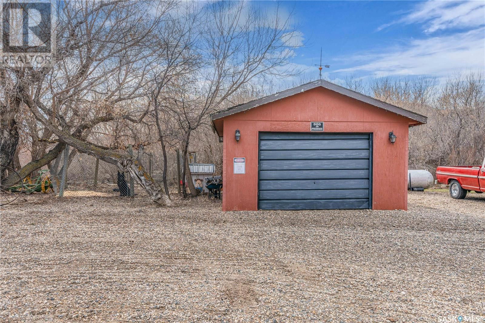 LOWE ACREAGE Image 4
