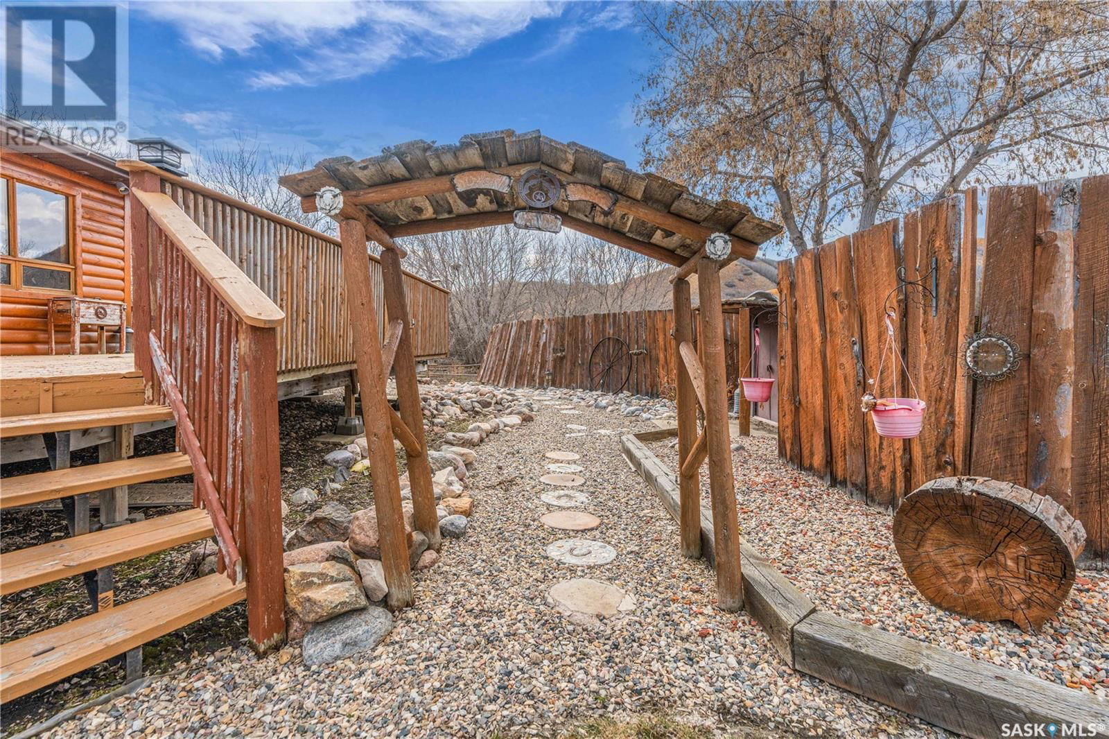 LOWE ACREAGE Image 49