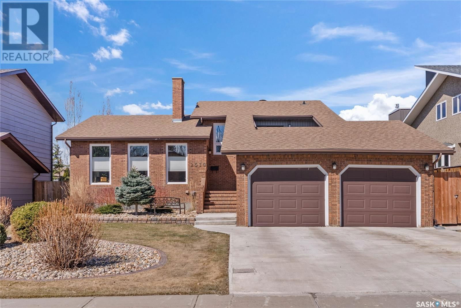 2519 CARDINAL CRESCENT Image 1