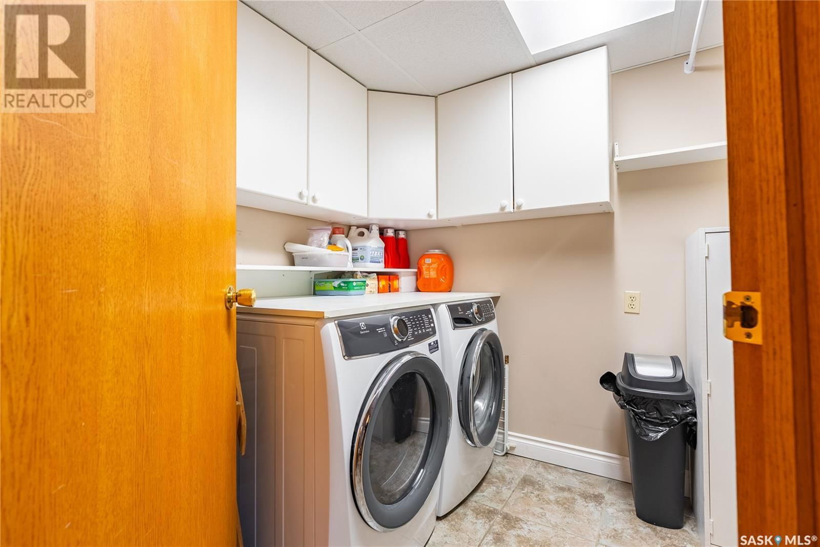 2519 CARDINAL CRESCENT Image 34