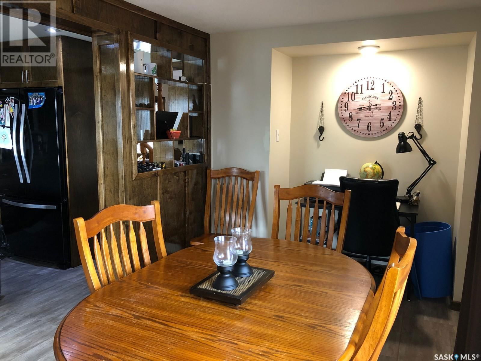 600 8TH AVENUE Image 17