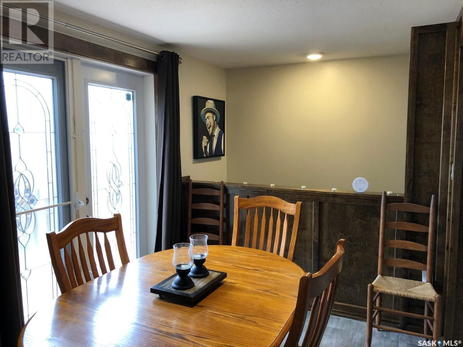 600 8TH AVENUE Image 18