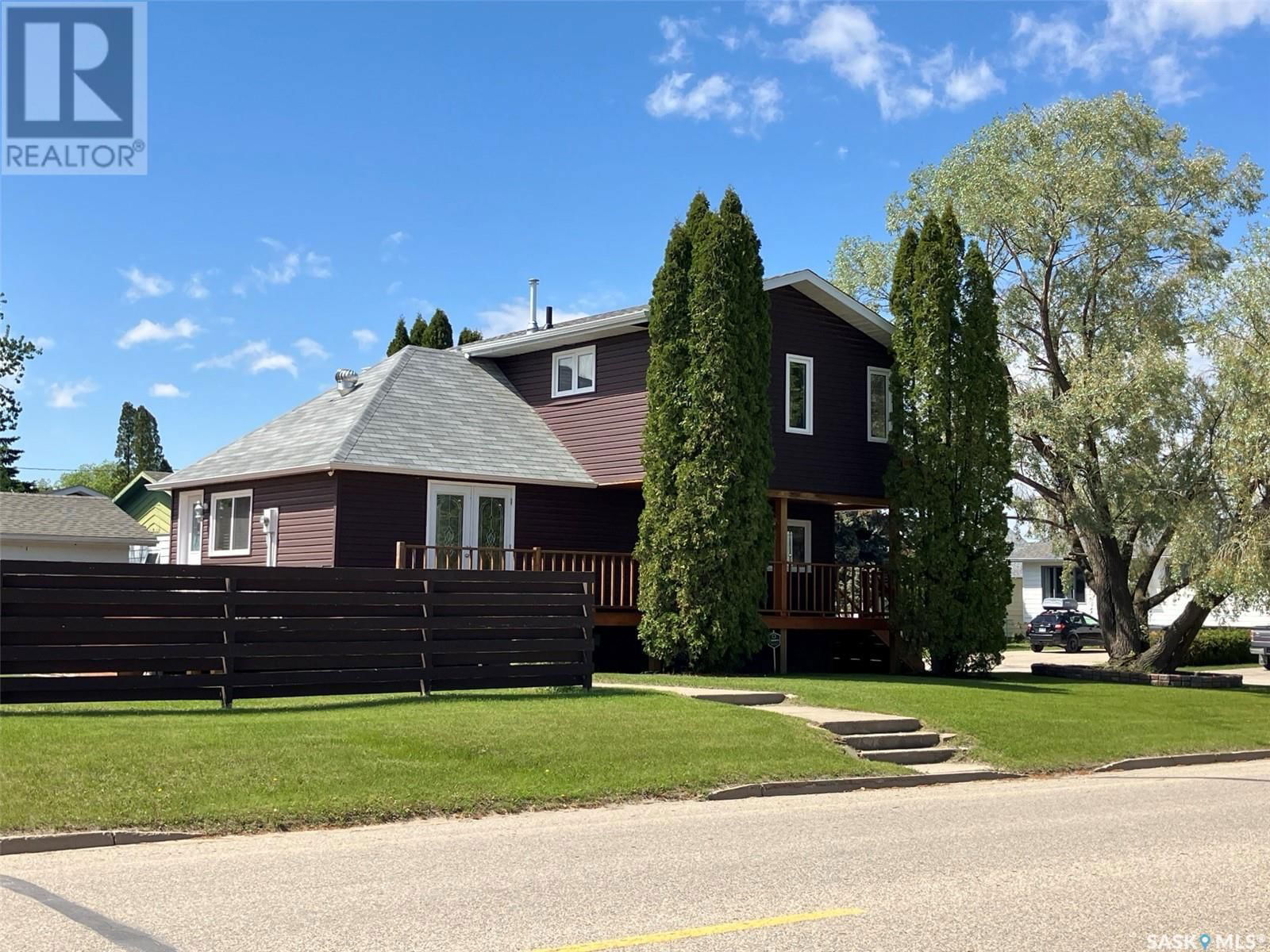 600 8TH AVENUE Image 2