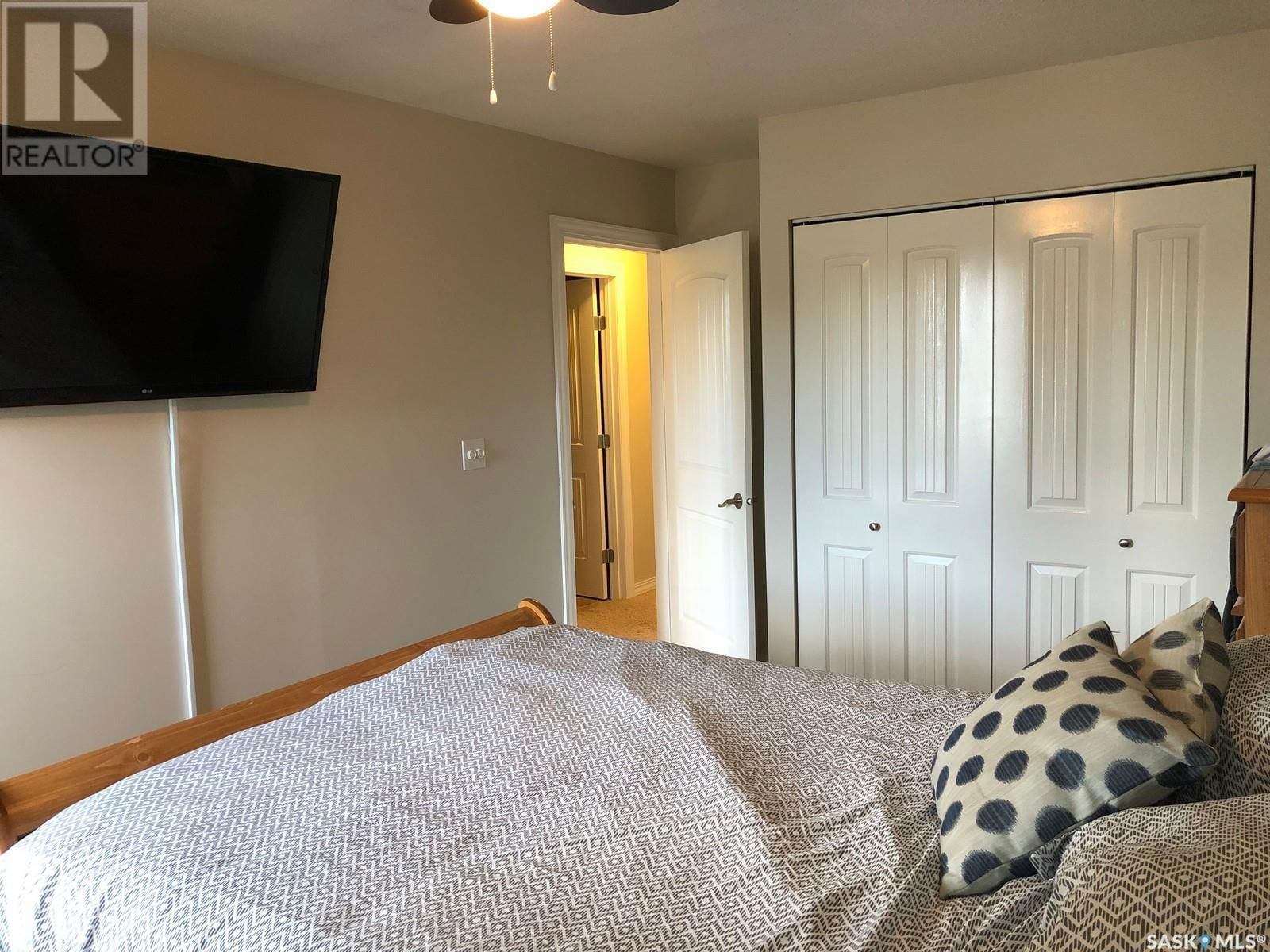 600 8TH AVENUE Image 30