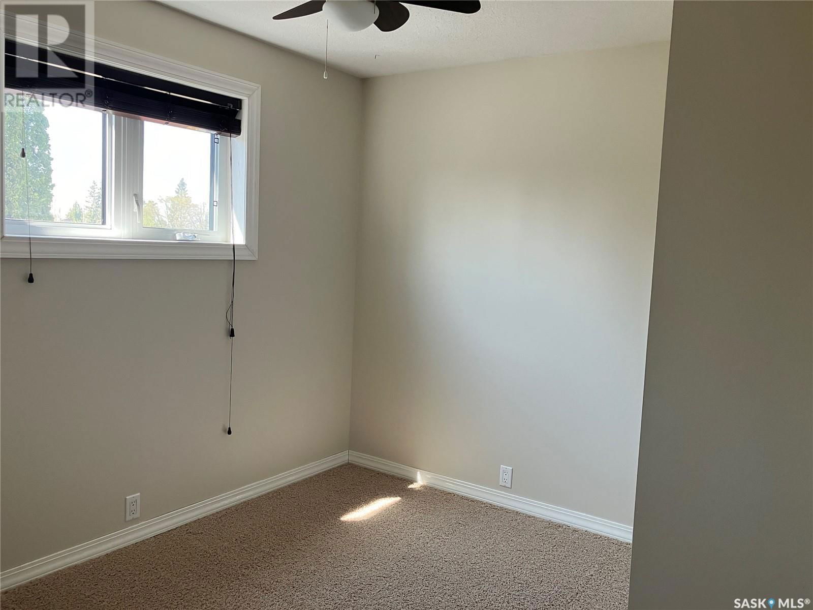 600 8TH AVENUE Image 31