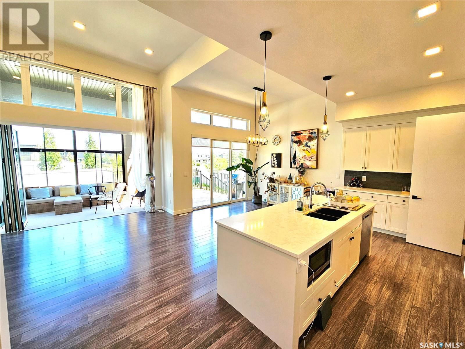 411 DAGNONE TERRACE Image 46