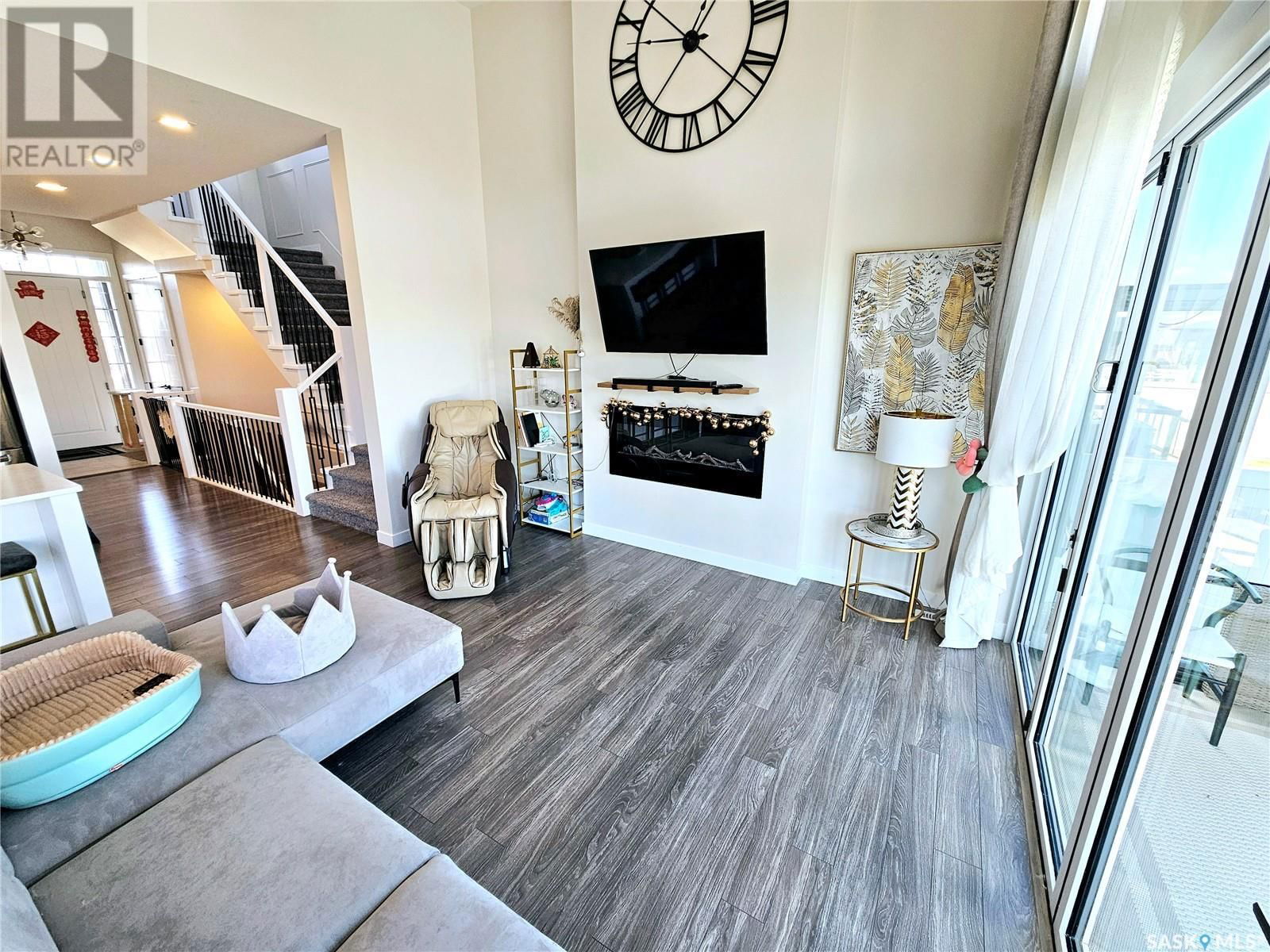 411 DAGNONE TERRACE Image 7