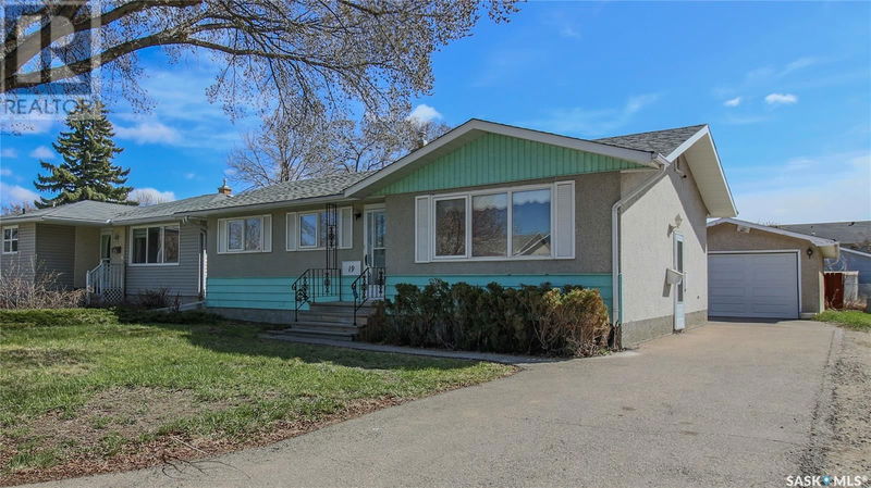 19 Merlin Crescent Regina, Saskatchewan
