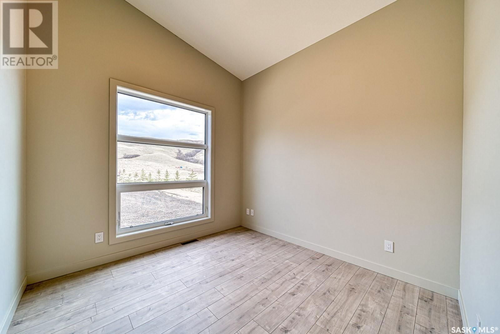 12 SUNSET BOULEVARD Image 15